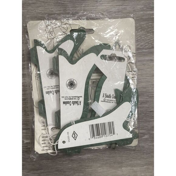 15" Beistle Westminster Bells 4pack 5” Hunter Green Tissue Honeycomb Bells 55015 - Picture 3 of 4